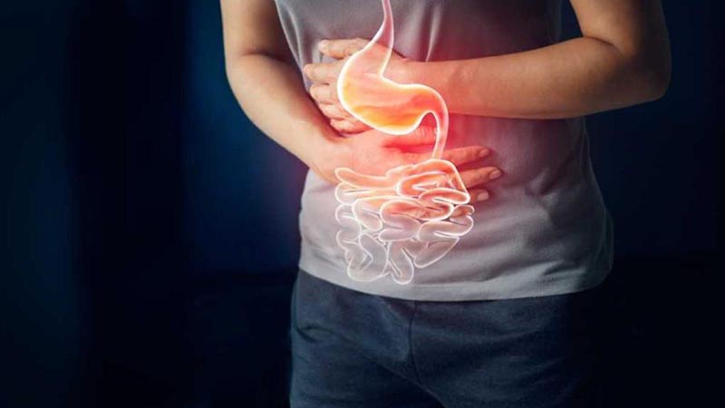 Thay đổi ăn uống và sinh hoạt khi du lịch có thể khiến đường ruột dễ rối loạn